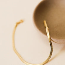 Load image into Gallery viewer, Flat Snake Chain Bracelet