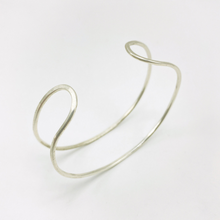 Load image into Gallery viewer, Lana Cuff