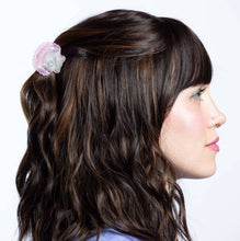 Load image into Gallery viewer, Mini Scallop Shell Hair Claw Clip