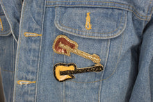 Load image into Gallery viewer, Embroidered Guitar brooch, Peach or Rose Gold, each