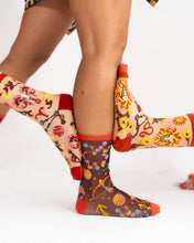Load image into Gallery viewer, Leo Zodiac Shimmer Sheer Crew Sock