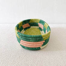 Load image into Gallery viewer, Misumba Bread Basket