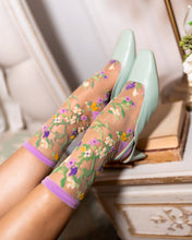 Load image into Gallery viewer, Heart Floral Sheer Crew Sock