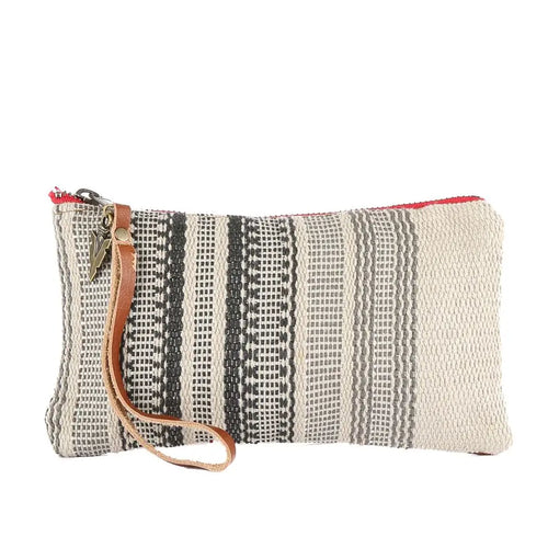 Clara Clutch - Nantucket