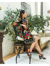 Load image into Gallery viewer, Ditsy Floral Sheer Crew Sock