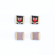 Load image into Gallery viewer, Beaded Tulip Stud Set - Black &amp; Lilac