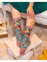 Load image into Gallery viewer, Tapestry Vines Sheer Crew Sock