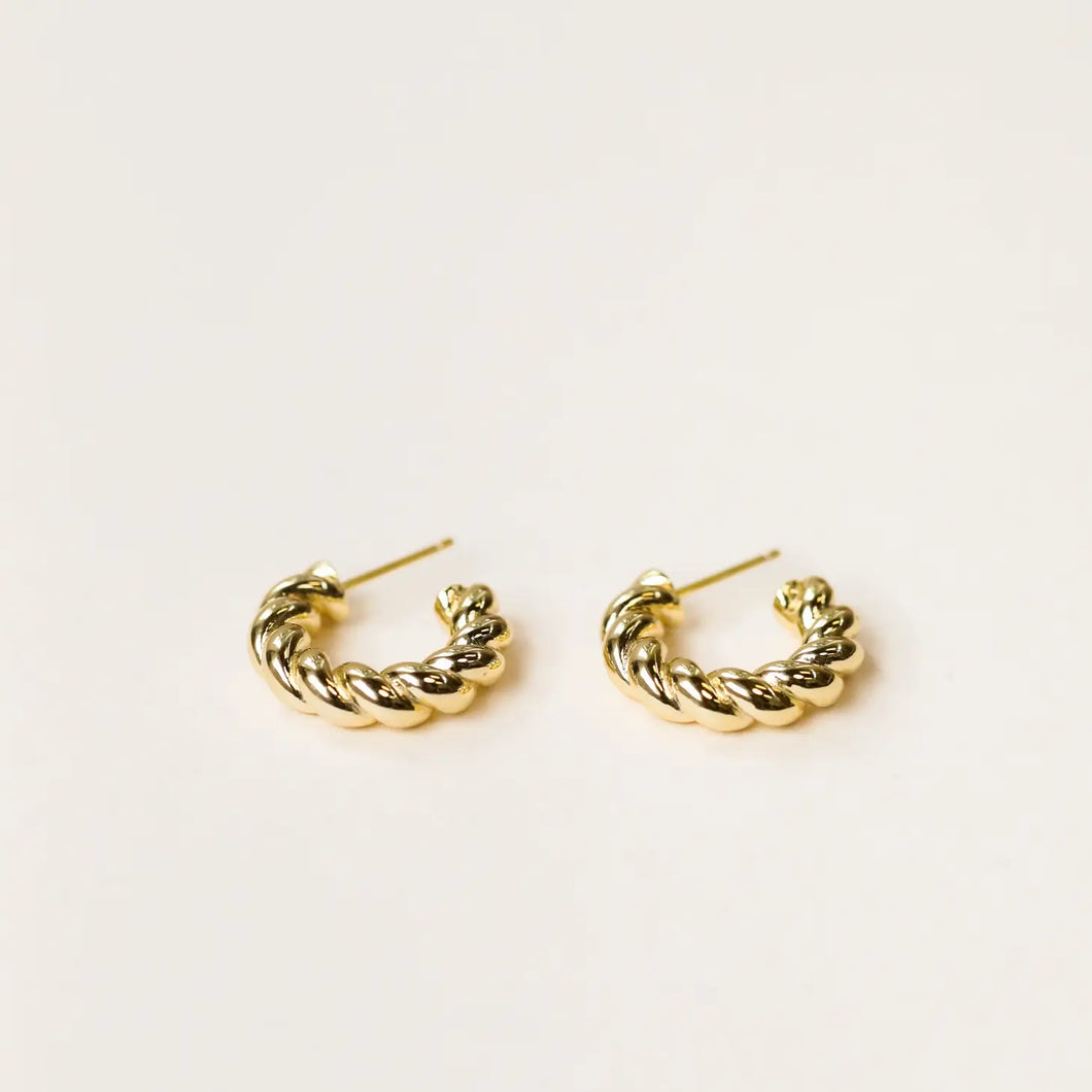 Twisted Hoop