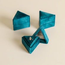 Load image into Gallery viewer, Velvet Triangle Jewelry Box - Teal
