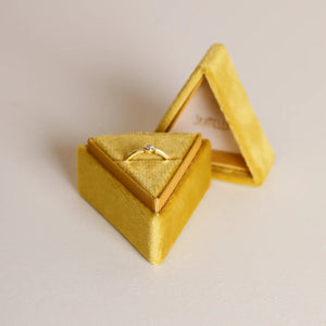 Velvet Triangle Jewelry Box - Chartreuse