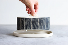 Load image into Gallery viewer, Herringbone Butter Dish - Matte Black