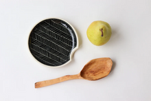 Load image into Gallery viewer, Herringbone Spoon Rest  - Black