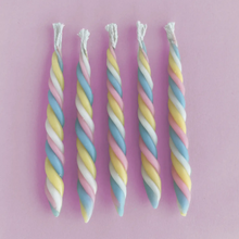 Load image into Gallery viewer, Twisted Marshmallow Candle