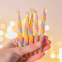 Load image into Gallery viewer, Twisted Marshmallow Candle