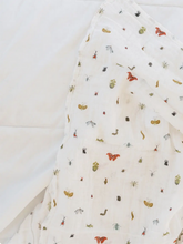 Load image into Gallery viewer, Swaddle - Cutie Crawlies