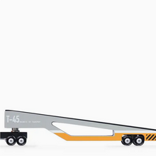 Load image into Gallery viewer, Magnetic Car Transporter