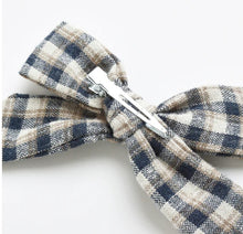 Load image into Gallery viewer, Bow - Navy Check