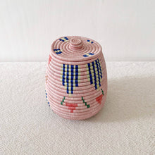 Load image into Gallery viewer, Lidded Treasure Basket- Ipekwa