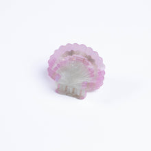 Load image into Gallery viewer, Midi Scallop Shell Hair Claw Clip