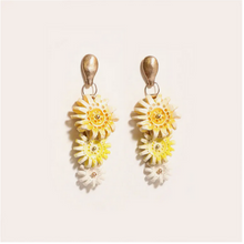 Load image into Gallery viewer, Dilly Dally Earrings - Dandelion