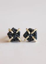 Load image into Gallery viewer, Black Druzy Prongs