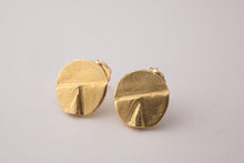 Load image into Gallery viewer, Petite Moon Disk Earrings
