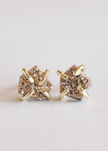Load image into Gallery viewer, Rose Gold Druzy Prongs
