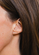 Load image into Gallery viewer, Bea Studs - Silver